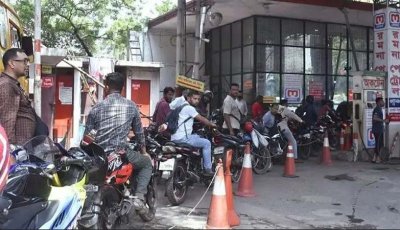 জ্বালানি সংকটের সমাধান খুঁজতে সরকার ও বিরোধীদল নিয়ে হচ্ছে কমিটি : সংসদে প্রধানমন্ত্রী