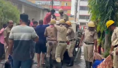 পশ্চিমবঙ্গের তারাপীঠ মন্দিরের কাছে হোটেলে আগুন, ৭ মৃত্যু