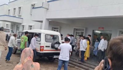 ভারতে বিষাক্ত মদ পানে অন্তত ১২ জনের মৃত্যু, রাজ্যজুড়ে সতর্কতা