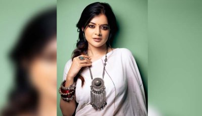 ঢাকার ‘গুলশানের চামেলি’ কলকাতার মধুমিতা