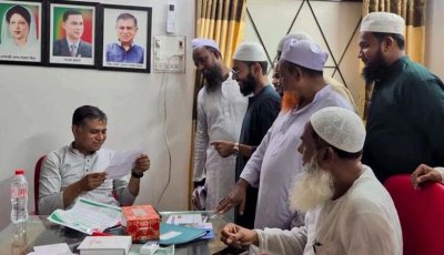 ব্রাহ্মণবাড়িয়ায় কনসার্ট স্থগিতের দাবিতে মাদ্রাসাছাত্রদের স্মারকলিপি