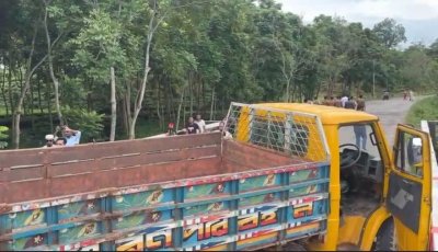 হবিগঞ্জে যাওয়ার পথে ট্রাক দিয়ে এনসিপির গাড়িবহর আটকে দিয়েছে পুলিশ