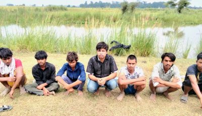 গোমস্তাপুরে সীমান্তে ঠেলে পাঠানো ৭ জনকে ফিরিয়ে নিলো বিএসএফ