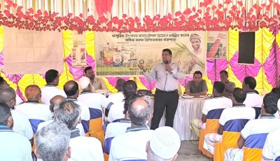 ঈশ্বরদীতে কৃষকের উঠানে কৃষক প্রশিক্ষণ