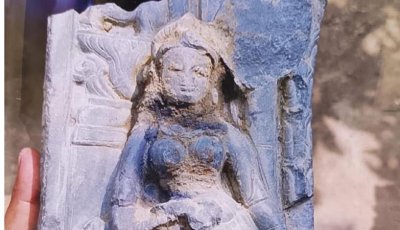 মান্দায় পুকুর খননের সময় মূর্তি উদ্ধার