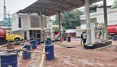 রংপুর নগরীর সব ফিলিং স্টেশন বন্ধ, ভোর থেকে মোটরসাইকেলের দীর্ঘ লাইন