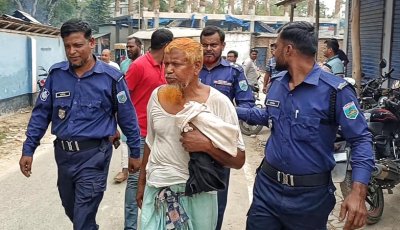 মান্দায় পুলিশের সহায়তায় বসতবাড়িতে হামলা, ভাঙচুর ও লুটপাটের অভিযোগ
