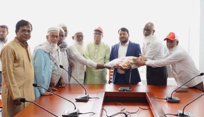 রাসিক প্রশাসকের সাথে বীর মুক্তিযোদ্ধাদের সৌজন্য সাক্ষাৎ