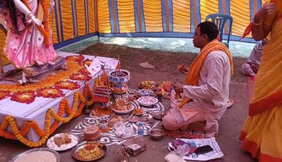 চাঁপাইনবাবগঞ্জে স্বরস্বতী পূজা পালিত