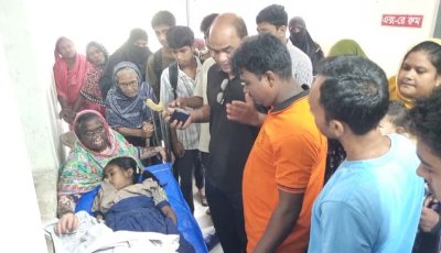 স্কুল ড্রেসে শেষ যাত্রা, বাসের চাকায় পিষ্ট হয়ে প্রাণ গেল শিশুশিক্ষার্থীর