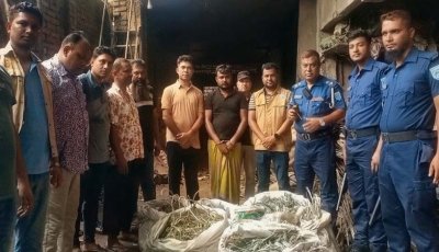 পার্বতীপুরে ভাঙাড়ি দোকানে ১১৪ কেজি চোরাই বৈদ্যুতিক তার ও মোটরসাইকেল উদ্ধার