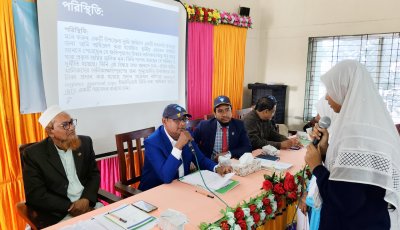 কুইজ, প্রশ্ন আর বাস্তব গল্পে শিক্ষার্থীরা শিখলো তথ্য অধিকারের গুরুত্ব