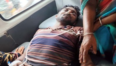 বাঘায় পদ্মার চরে গুলিতে মাছ শিকারি আহত, স্পিডবোট নিয়ে যাওয়ার অভিযোগ