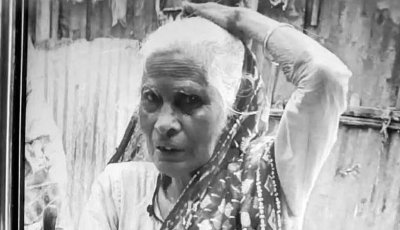 নাটোরের সিংড়ায় তুচ্ছ ঘটনাকে কেন্দ্র করে বৃদ্ধা মাকে গলা টিপে হত্যা