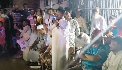 পাবনাপাড়ায় ভূমিহীনদের পাশে রাসিক প্রশাসক