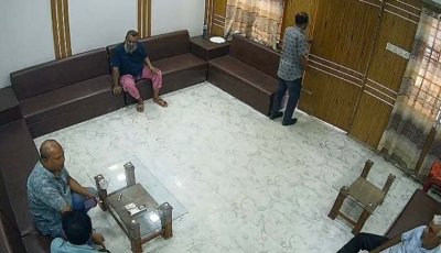 ঘুষ না পেয়ে ঠিকাদারকে মারতে গেলেন প্রকৌশলী