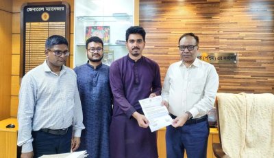 বিশ্ববিদ্যালয় স্টেশনে ট্রেনের যাত্রাবিরতির দাবি রাকসুর