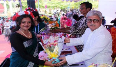 রাজশাহী কোর্ট কলেজে নবীনবরণ, বিদায় ও পুরস্কার বিতরণী