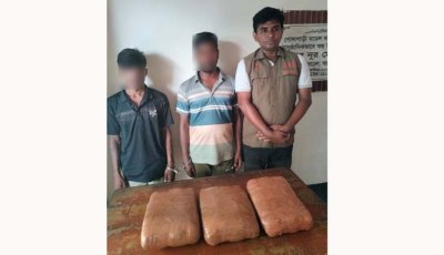 গোদাগাড়ীতে ৬ কেজি গাঁজাসহ দুই যুবক গ্রেপ্তার, মোটরসাইকেল উদ্ধার