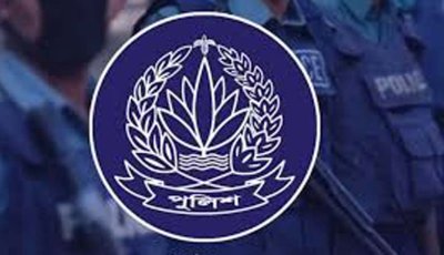 বগুড়ায় ইয়াবাসহ ২ পুলিশ সদস্য আটক