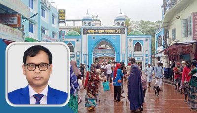 শাহজালালের মাজারের দানবাক্সে হাত দিয়েই প্রত্যাহার হলেন ডিসি সারওয়ার?