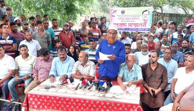 ঈশ্বরদীতে স্কুলে হামলা ভাঙচুর : বিএনপি নেতা হাবিবকে নিয়ে অপপ্রচারের প্রতিবাদে পাল্টা সংবাদ সম্মেলন বিএনপির