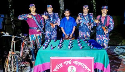 শিবগঞ্জ সীমান্তে পৃথক অভিযানে ফেন্সিডিল ও বাইসাইকেলসহ ১ জন আটক