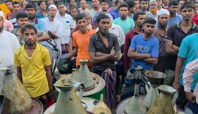 বগুড়ার শেরপুরে ২৫শো লিটার ডিজেল জব্দ, কৃষকদের মাঝে ন্যায্যমূল্যে বিক্রি