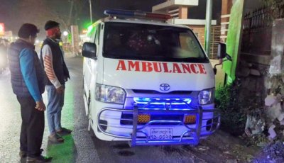 দুই দফায় ৭০ মিনিট আটকে রাখলো অ্যাম্বুলেন্স, ভেতরেই মারা গেলেন রোগী