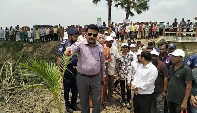 বাগমারায় ১৪ কিলোমিটার খাল পুনঃখনন কাজ পরিদর্শনে ত্রাণ সচিব