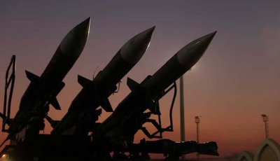 ড্রোন ও ক্ষেপণাস্ত্র ভাণ্ডার দ্রুত নতুন করে গড়ে তুলছে ইরান