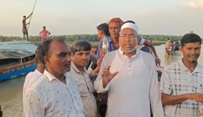পত্নীতলায় ঘুখসির বিলে বিএনপির নেতা-কর্মিদের নৌকা ভ্রমণ অনুষ্ঠিত