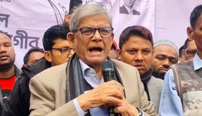 দেশের মানুষকে ফেলে যে দিল্লিতে গিয়ে বসে থাকে, সে নেতা চাই না: মির্জা ফখরুল