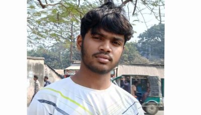 সান্তাহারে চাচার কামড়ে ভাতিজার গোপনাঙ্গ রক্তাক্ত, থানায় অভিযোগ