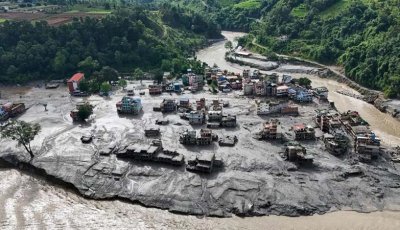 নেপালে বন্যা-ভূমিধসে নিহত বেড়ে ৩৫৯, এখনো নিখোঁজ ১৩০০