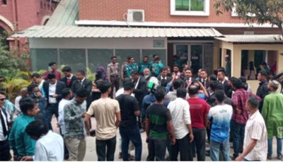 আওয়ামী লীগ নেতাদের জামিন: বরিশালে আইনজীবীদের আদালত বর্জন
