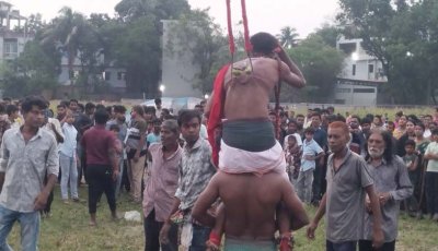 নাটোরে ১০ বছর পর অনুষ্ঠিত হলো চড়ক পূজা