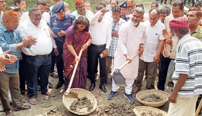 বদলগাছীতে খাল পুনঃখনন কাজের উদ্বোধন