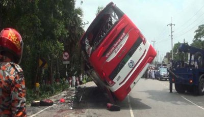 ইদের দিন সড়কে ঝরলো ২৫ প্রাণ