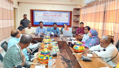শখের হাঁড়িতে বাঙালির লোকঐতিহ্য, সংকট পেরিয়ে সম্ভাবনার পথে পবার মৃৎশিল্প