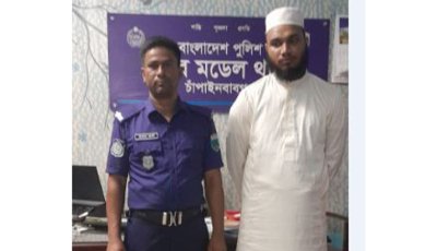চাঁপাইনবাবগঞ্জে মাদ্রাসা শিক্ষার্থীকে নির্যাতন, শিক্ষক গ্রেফতার