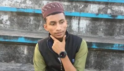 ক্রিকেট খেলার মধ্যে ছুরিকাঘাতে তরুণ নিহত