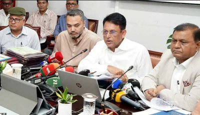 ‘মন খুলে’ গান গাওয়া যায়, নম্বর দেওয়া যায় না: শিক্ষামন্ত্রী