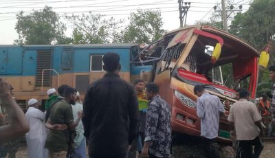 ইদের পরদিন নয় জেলায় সড়কে প্রাণ গেল ২৭ জনের