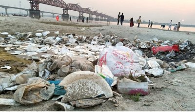 পাকশীতে নদীর বর্জ্য পরিষ্কার করে প্রশংসার পর এবার সমালোচনার মুখে ছাত্রদল