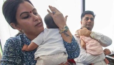 নিজেদের সঙ্গে মেলে না সন্তানের চেহারা, আদালতে দম্পত্তি