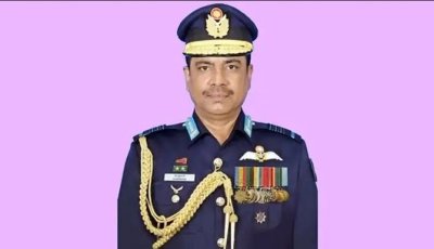 দুর্নীতির মামলায় বিমানবাহিনীর সাবেক প্রধান কাতারে গ্রেফতার