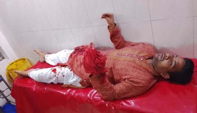 সান্তাহারে জুয়েলার্সে ঢুকে ব্যবসায়ীকে ছুরিকাঘাত, স্বর্ণালংকার লুটের মামমলা দায়ের