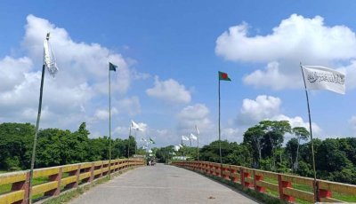 দেশের বিভিন্ন স্থানে উড়ছে ‘সাদা-কালো পতাকা’, নেপথ্যে কারা জানে না পুলিশ