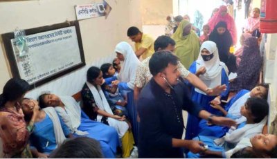 পাবনায় হঠাৎ করে ছাত্রীরা অসুস্থ, ৬৫ জন হাসপাতালে